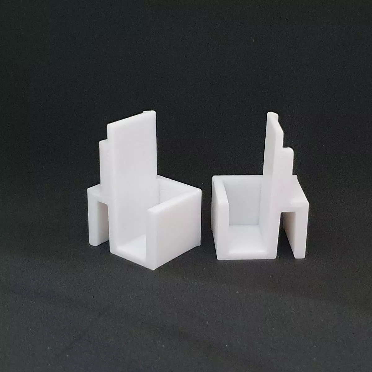 Paire de guides hauts pour porte coulissante de placard form ou optimum de chez Castorama ou Leroy Merlin