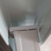 Paire de guides hauts en T Omega pour porte coulissante de placard – Image 6