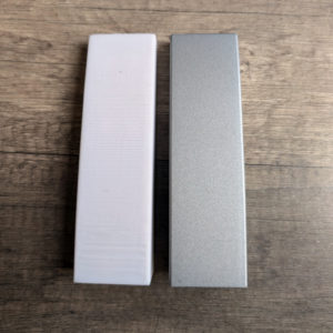 Habillage carénage plastique pour porte fenetre pvc interieur